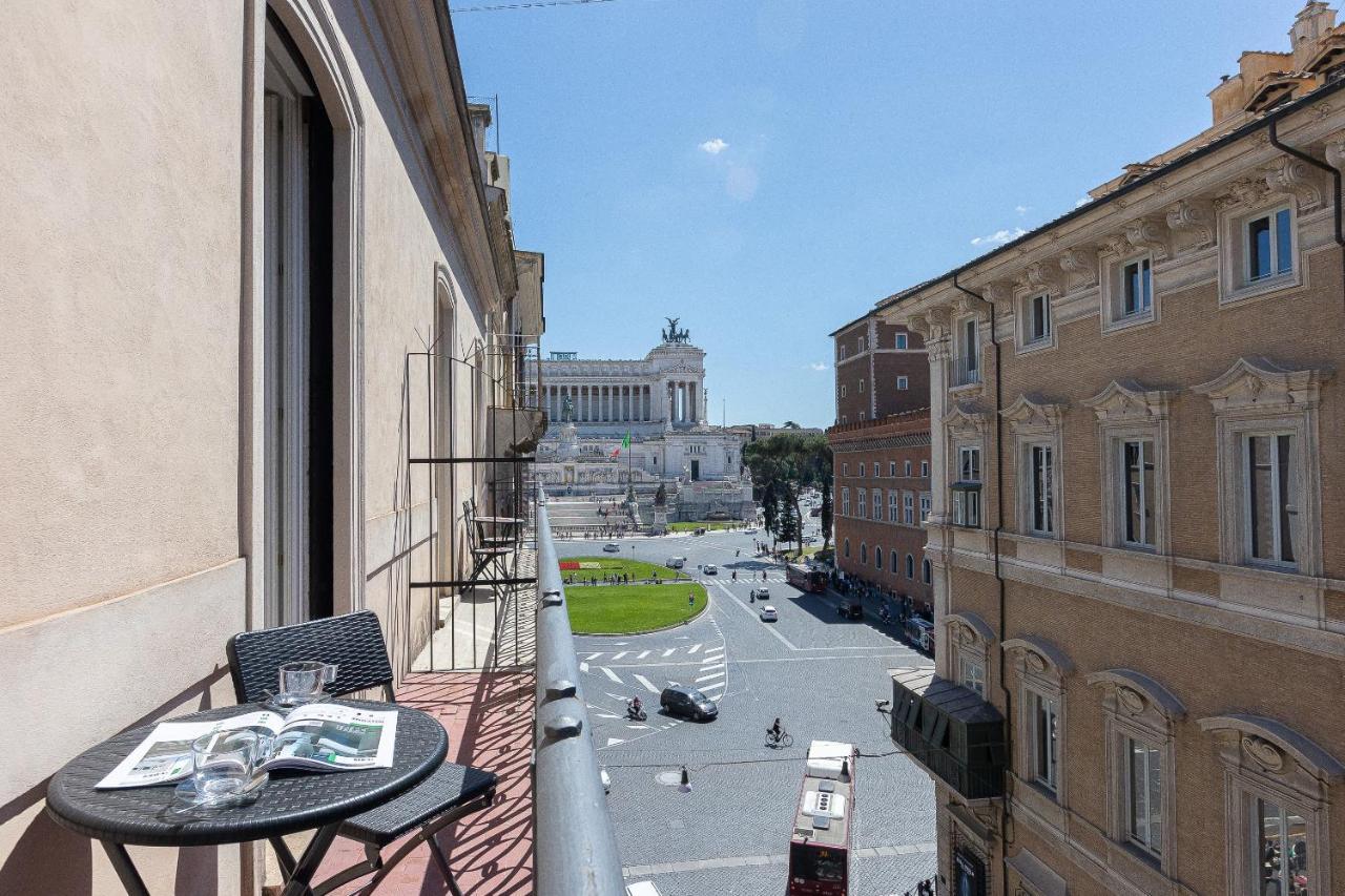 Semesterbostad Amazing Piazza Venezia